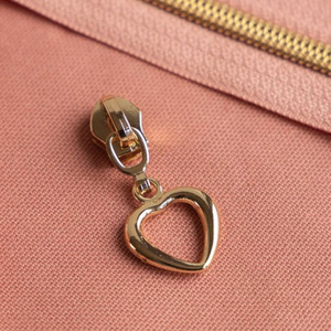 heart-zipperpull-gold