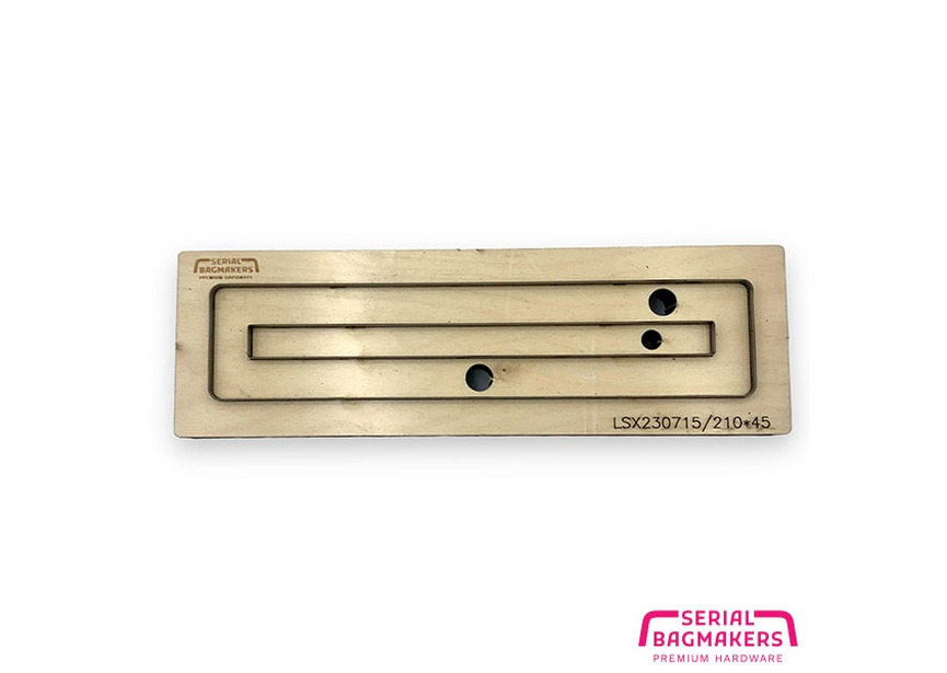 Punching-die-for-zipper-facing-20cm-front